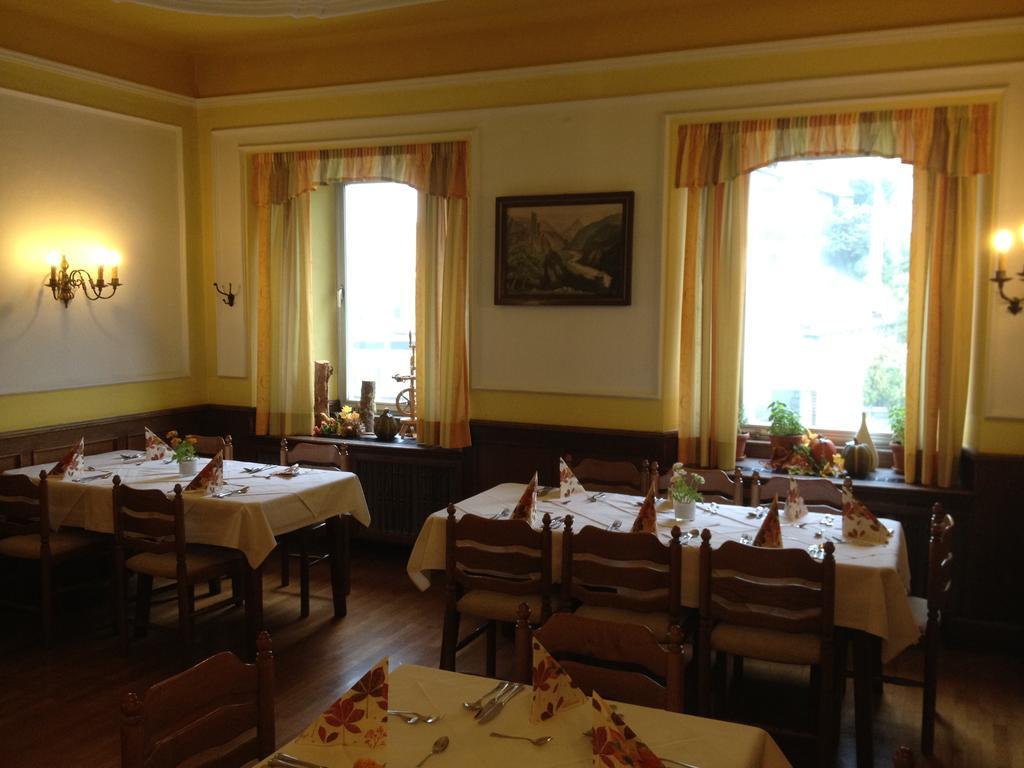 Schwarzer Adler Hotel Ландек Екстериор снимка