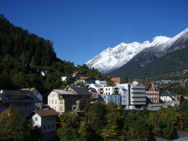 Schwarzer Adler Hotel Ландек Екстериор снимка